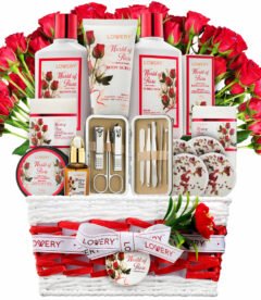 Lovery Red Rose Spa Basket Bath and Body Set